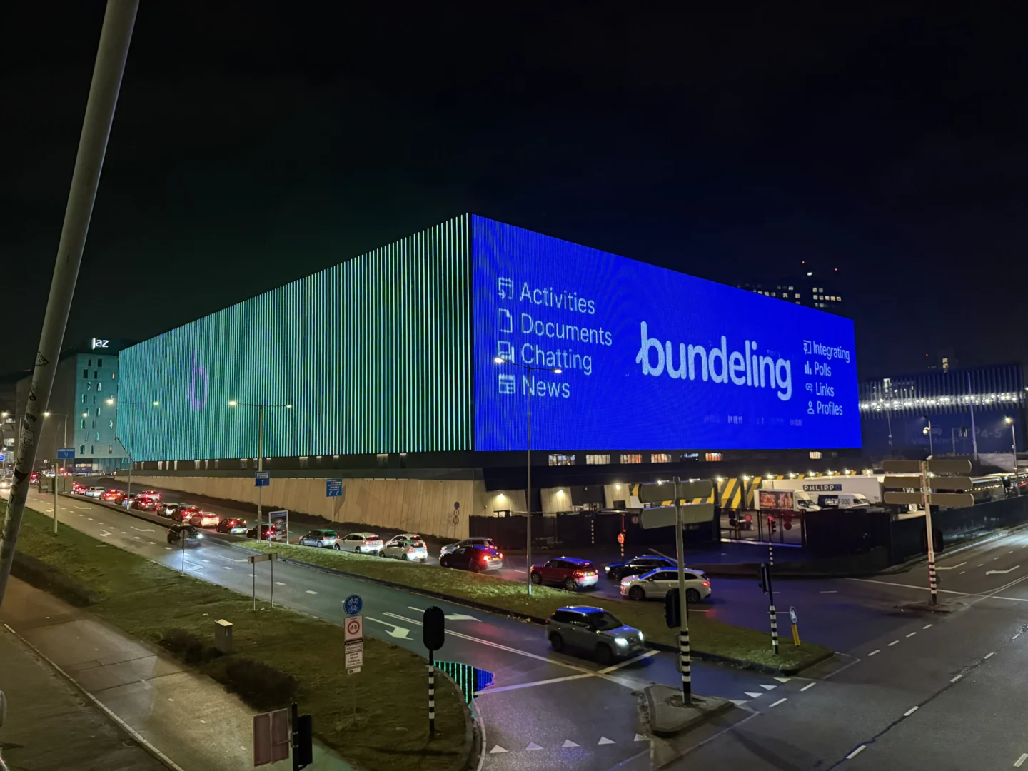 An image of the Ziggo Dome with Bundeling displayed on it